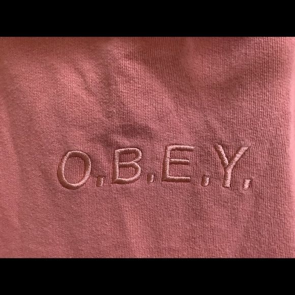 Obey hoodie sweatshirt in Men’s small - Picture 8 of 10